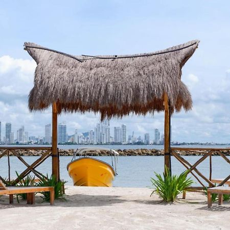 Amalife Beach Club & Hotel Tierra Bomba Buitenkant foto