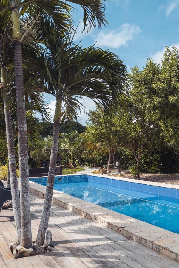 Amalife Beach Club & Hotel Tierra Bomba Buitenkant foto