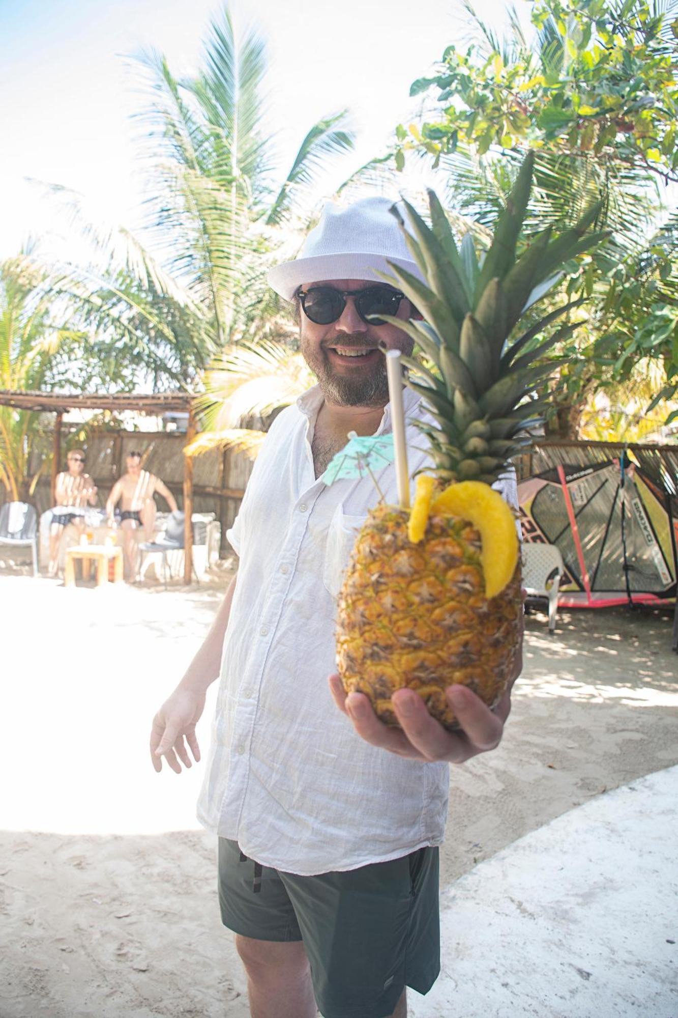 Amalife Beach Club & Hotel Tierra Bomba Buitenkant foto