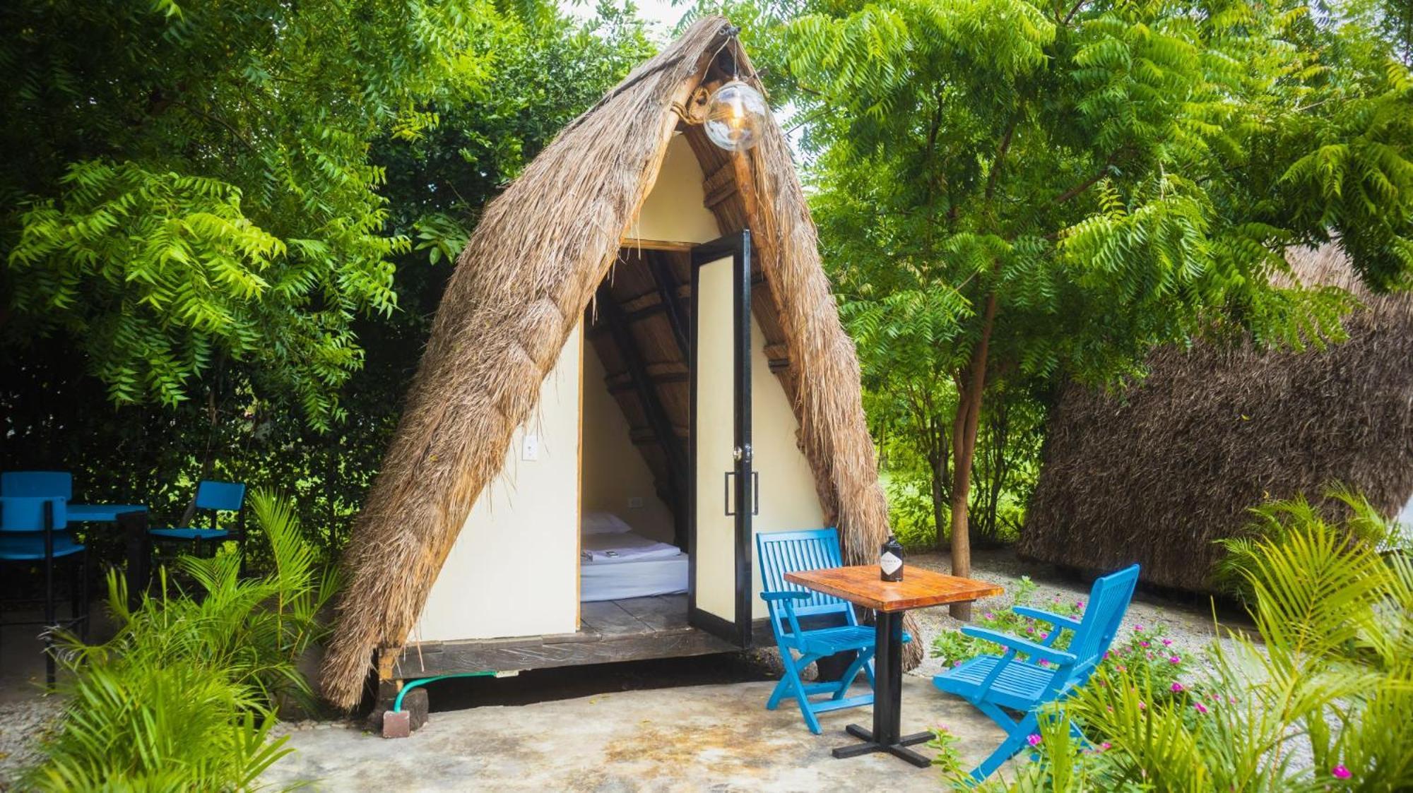 Amalife Beach Club & Hotel Tierra Bomba Buitenkant foto